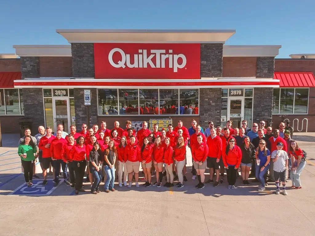 We Didn't Mention The Closest Gas Station To Admin's House. You Dropped This Kings And Queens, @quiktrip